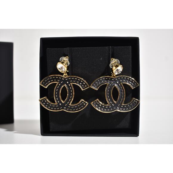 Chanel 23S XL Gold Black Crystal Clip On CC Logo Dangle Drop Statement Earrings - Picture 4 of 12